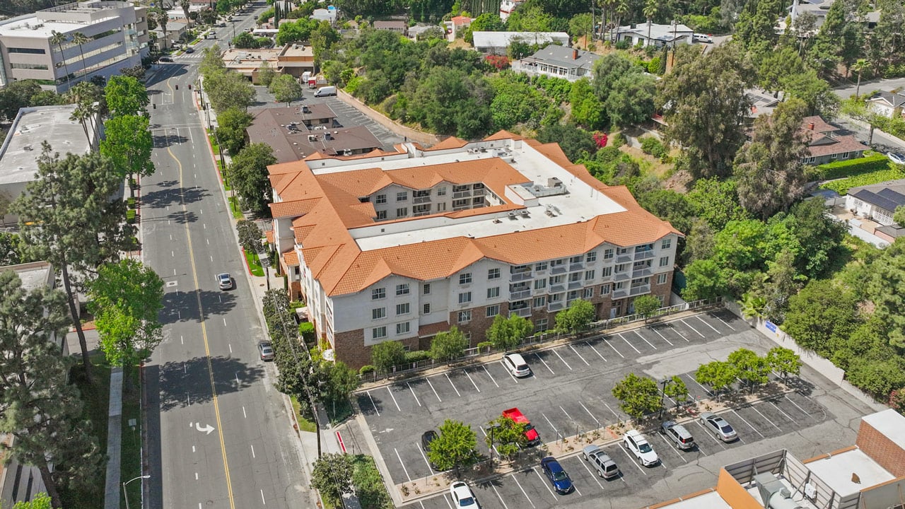 Exterior view of Scholl Canyon Estates Gracious Retirement Living