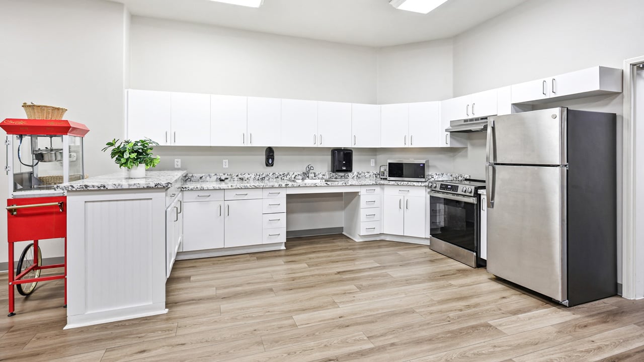 The kitchen at Scholl Canyon Estates